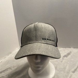 OAKLEY PERFORMANCE FIT HAT CAP CLASSIC SNAP CHARCOAL AND BLACK